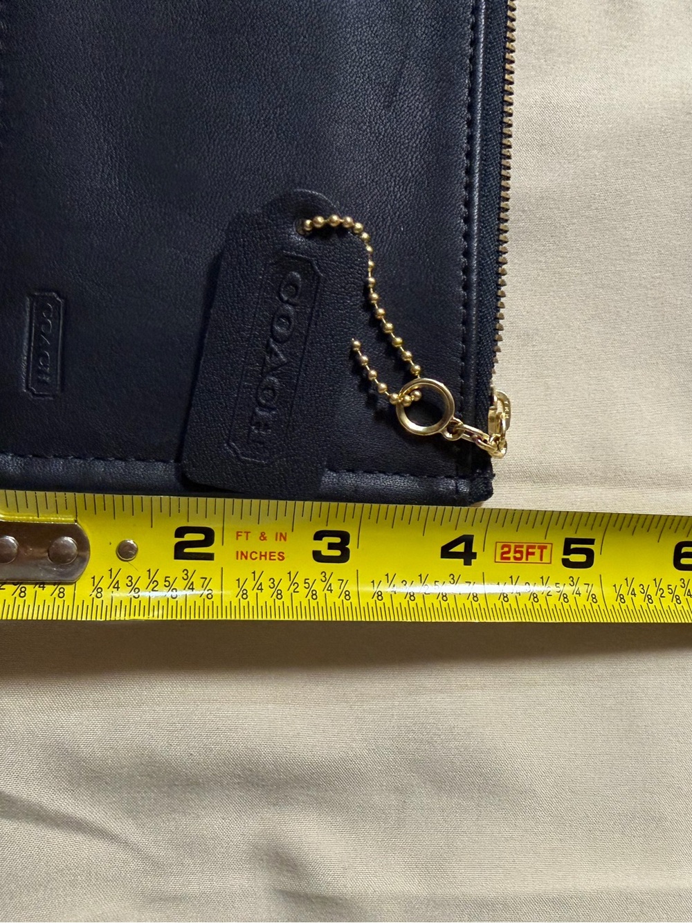 COACH Vintage slim black 7x4x0.25 inch zipper case UEC. Beautiful & Classic - Picture 7 of 16